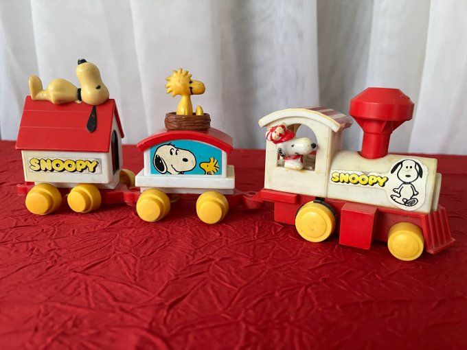 Train remontoir vintage Snoopy et Peanuts - Jouet Peanuts Rétro Années 70/80