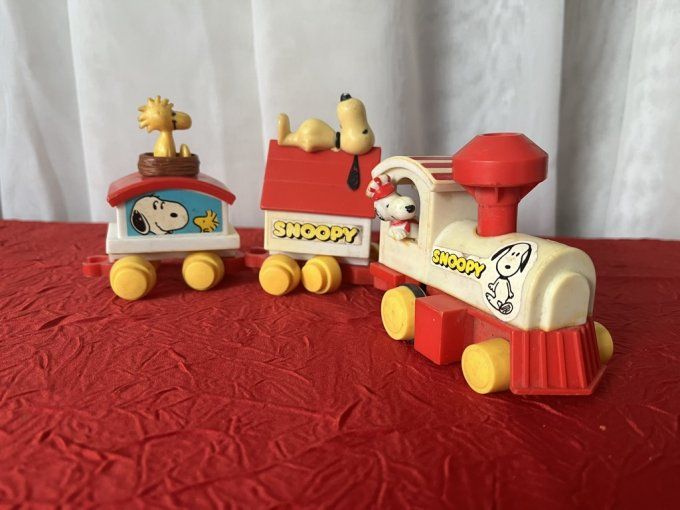 Train remontoir vintage Snoopy et Peanuts - Jouet Peanuts Rétro Années 70/80