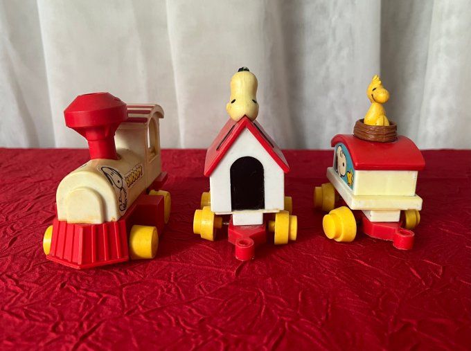 Train remontoir vintage Snoopy et Peanuts - Jouet Peanuts Rétro Années 70/80