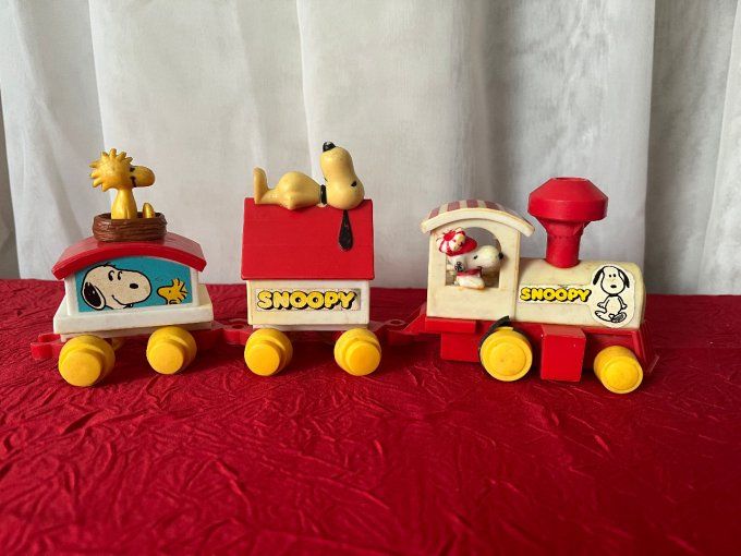 Train remontoir vintage Snoopy et Peanuts - Jouet Peanuts Rétro Années 70/80