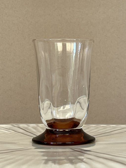Très joli lot de 6 petits verres à digestif / shooter, soufflés à la bouche