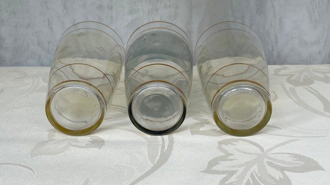 Trio de verres orangeade vintage teintés dans la masse à liserés dorés