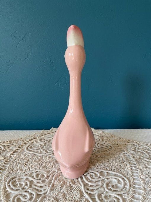 Vase / carafe décorative en céramique rose, oiseau stylisé, peint à la main