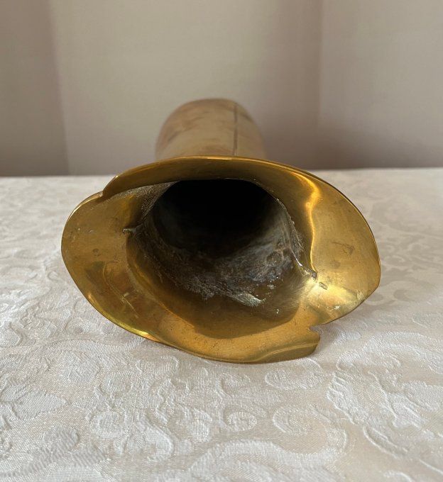 Vase tulipe Art nouveau en laiton massif à col corolle