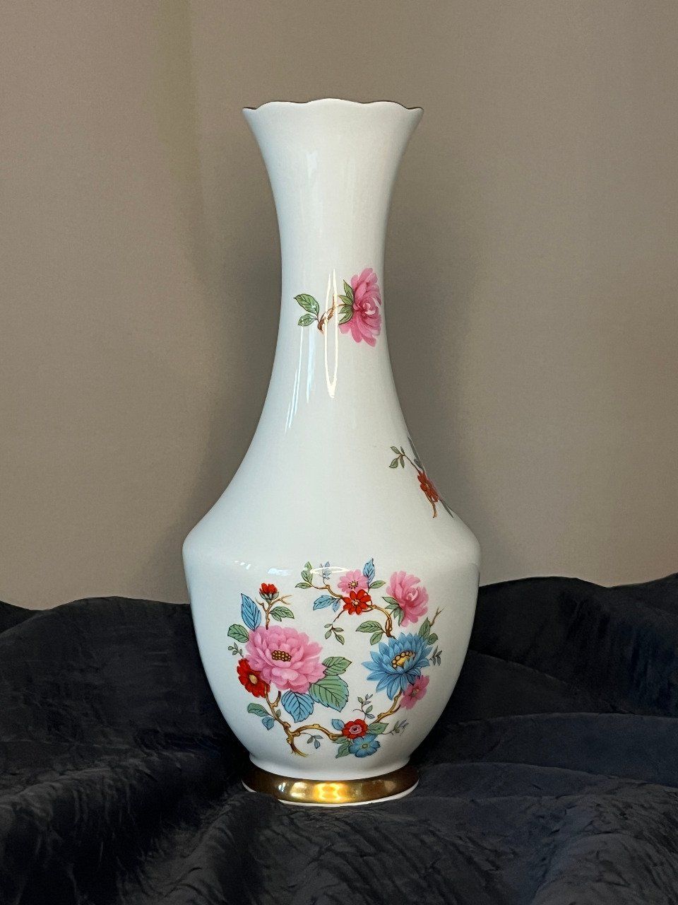 Vase vintage en porcelaine au décor floral, signé Johann Seltmann, Vohenstrauss, Bavière