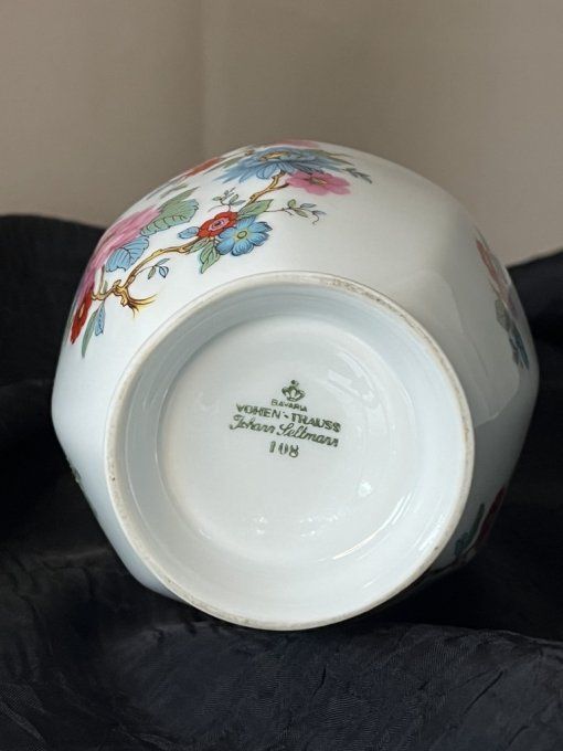 Vase vintage en porcelaine au décor floral, signé Johann Seltmann, Vohenstrauss, Bavière