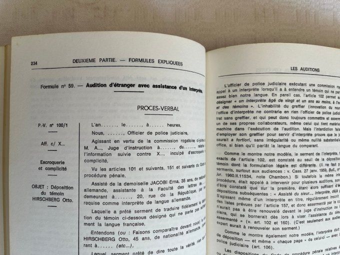 vintage,ancien,ouvrage,guide,Livre,Formulaire,des,officiers,de,police,judiciaire,Droit,Lambert,1970,
