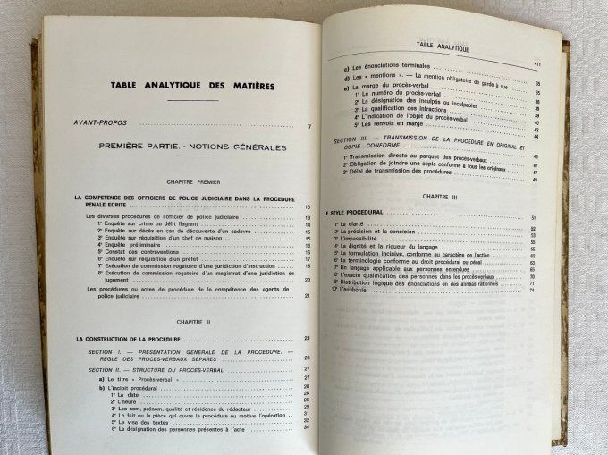 vintage,ancien,ouvrage,guide,Livre,Formulaire,des,officiers,de,police,judiciaire,Droit,Lambert,1970,