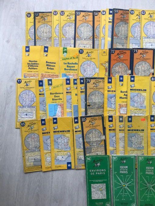 Gros lot de 58 anciens plans,  cartes routières Michelin