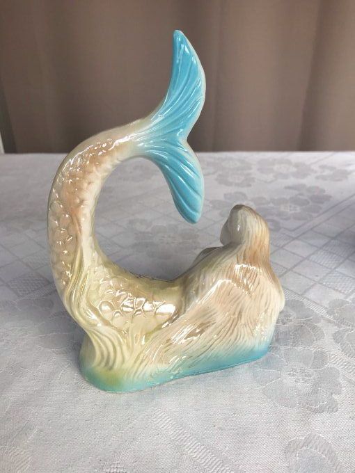 Lot vintage de 4 dauphins irisés, vase et déco + 1 sirène 