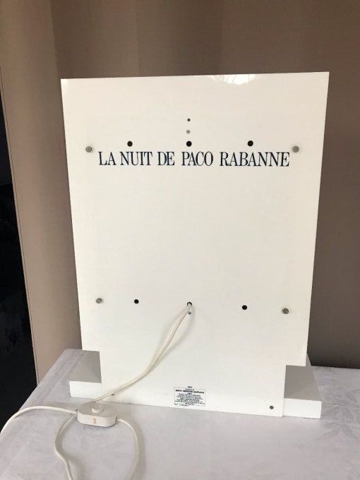  Luminaire publicitaire vintage de Paco Rabanne pour le parfum La nuit,  des années 85/86