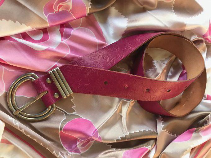 Ceinture vintage en cuir, rose pourpre avec motifs cachemire