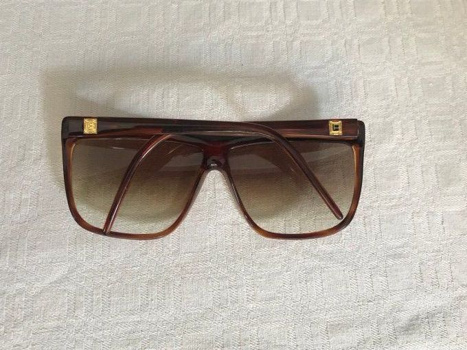 Lunettes de soleil vintage de chez Laura Biagiotti, Italie
